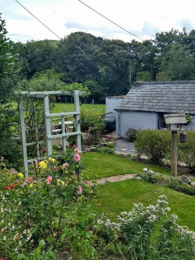 Pentre Isaf Bed & Breakfast คอนวี ภายนอก รูปภาพ